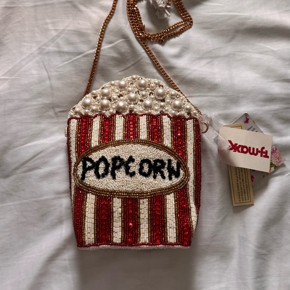 Viral Red & White Popcorn Beaded Bag